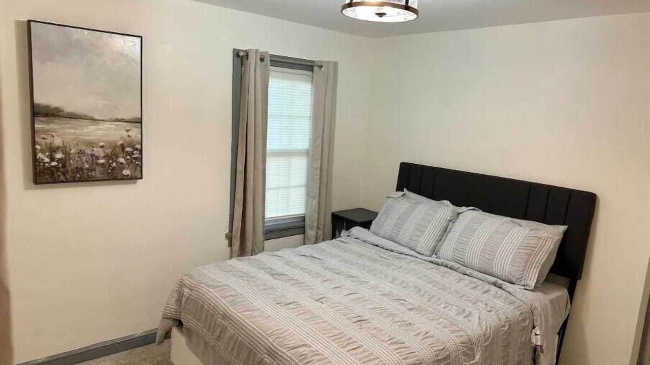 Photo of Bedroom in University City