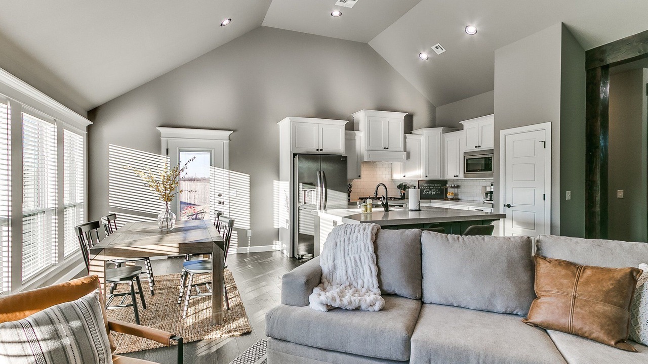 Photo of Livingroom in Tulsa