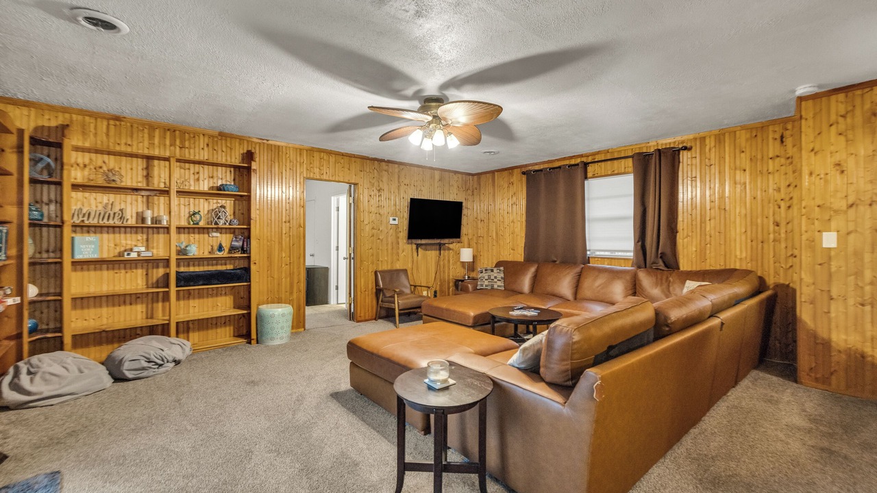 Photo of Livingroom in Tulsa