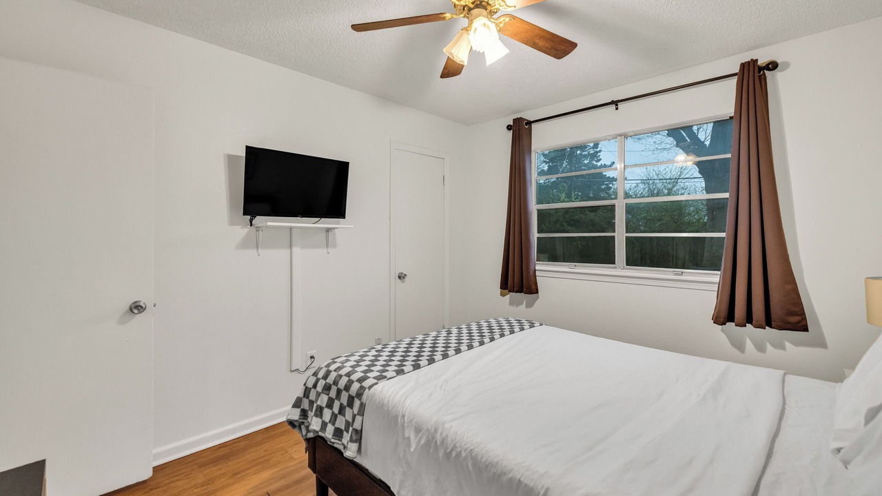 Photo of Bedroom in Tulsa
