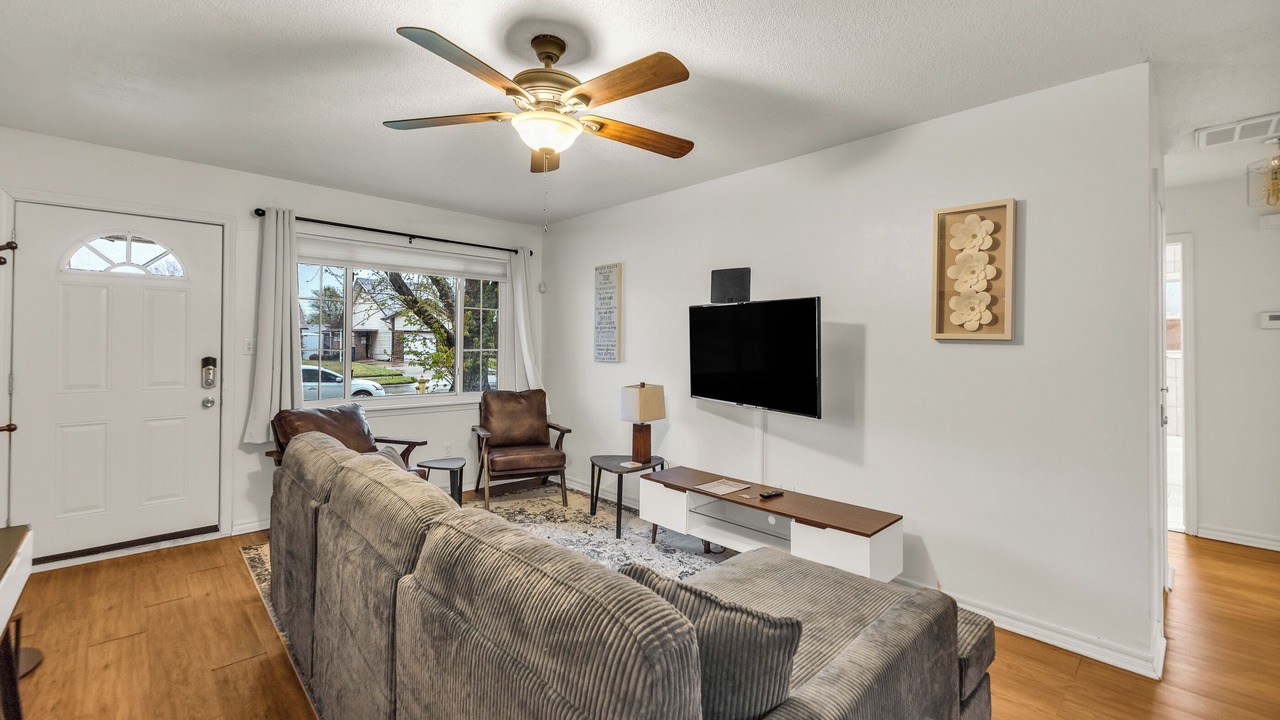 Photo of Livingroom in Tulsa