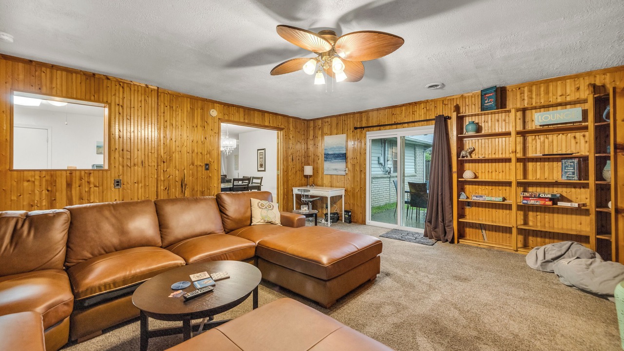 Photo of Livingroom in Tulsa