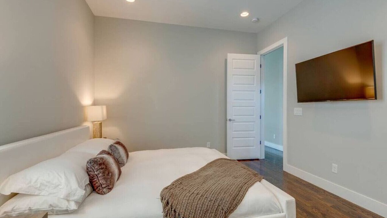 Photo of Bedroom in Berry Hill