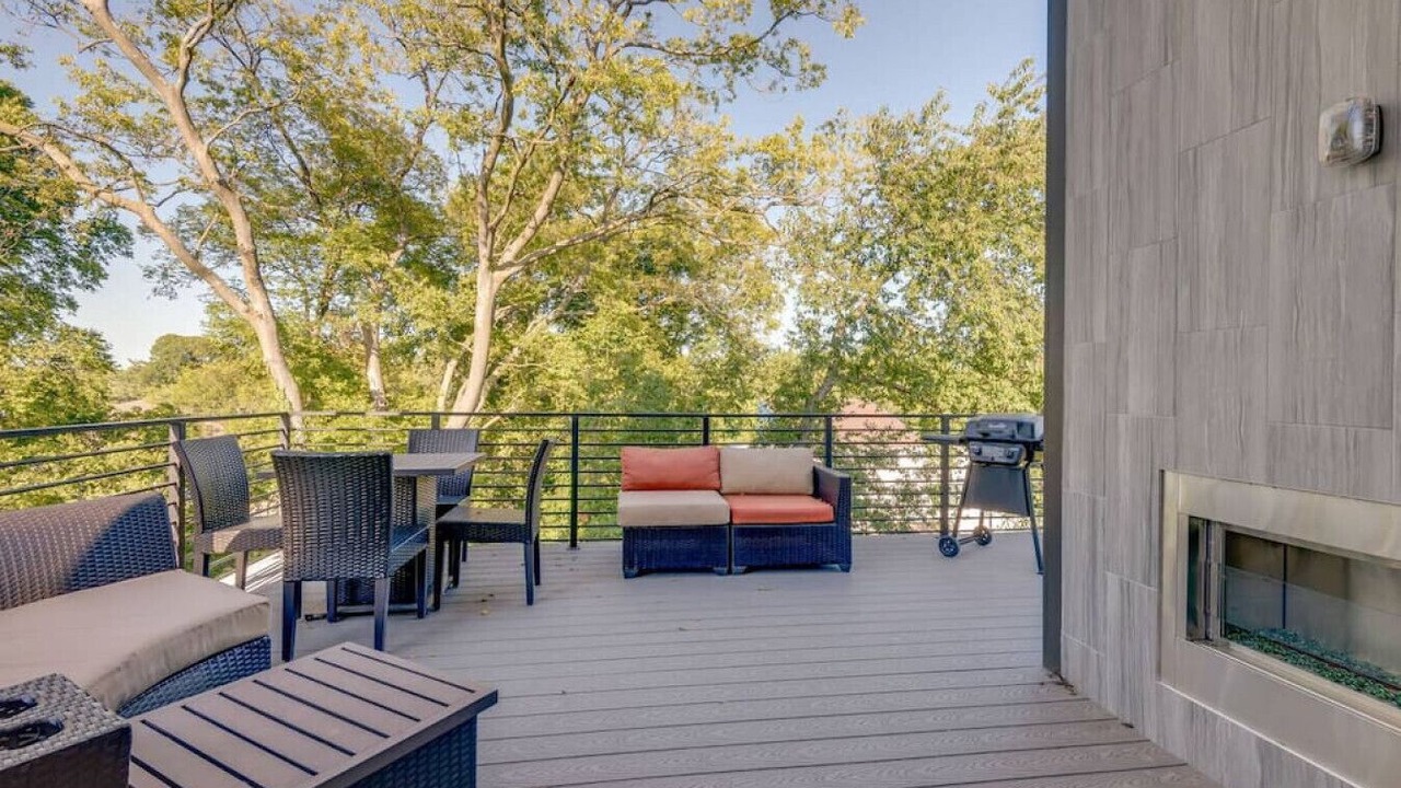 Photo of Outdoor in Berry Hill
