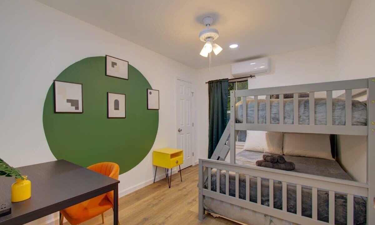 Photo of Bedroom in Greater East End