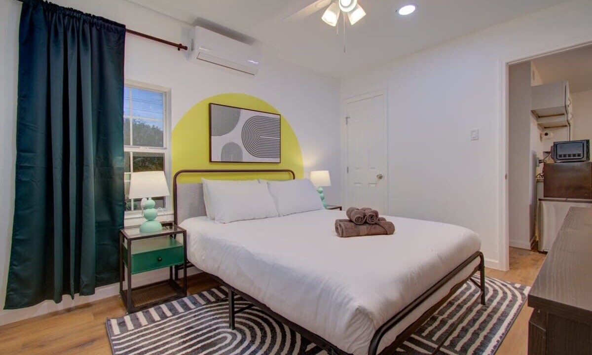 Photo of Bedroom in Greater East End