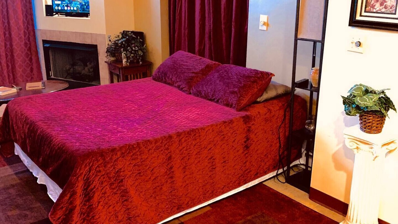 Photo of Bedroom in Waverly