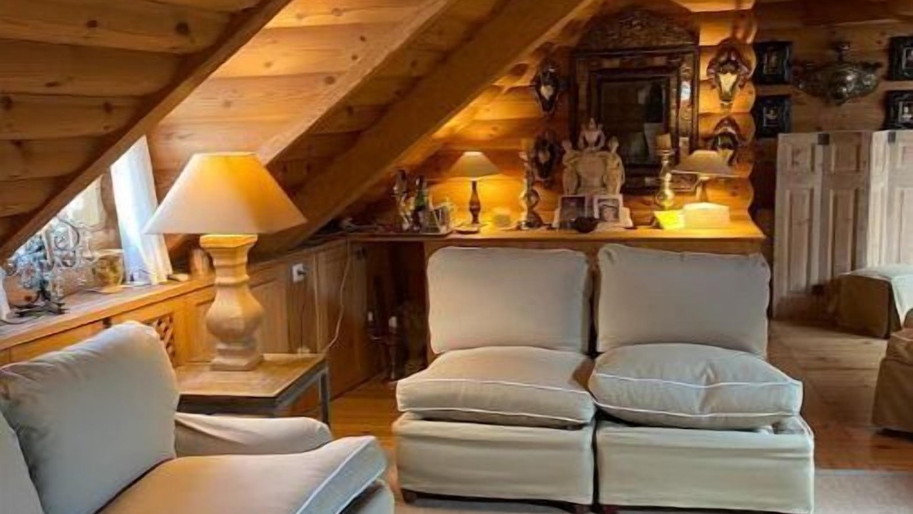 Photo of Livingroom in Quartier de la Place-Vendome