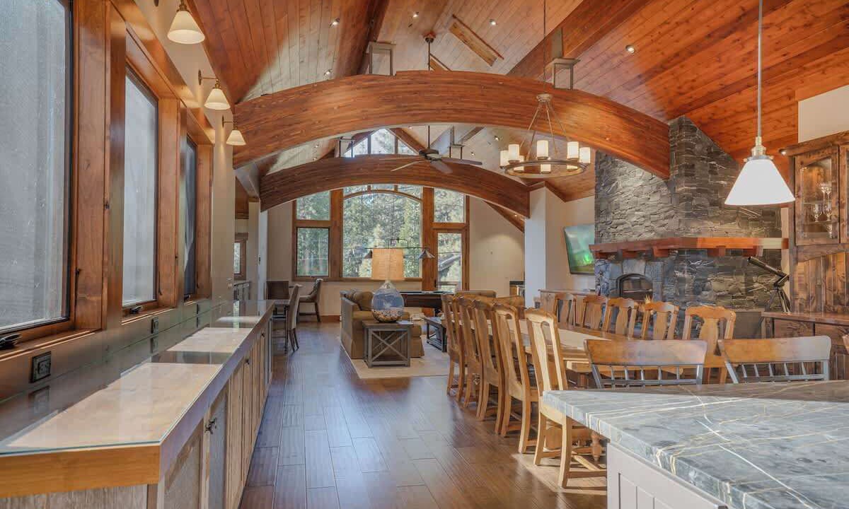 Photo of Bedroom in Lake Forest
