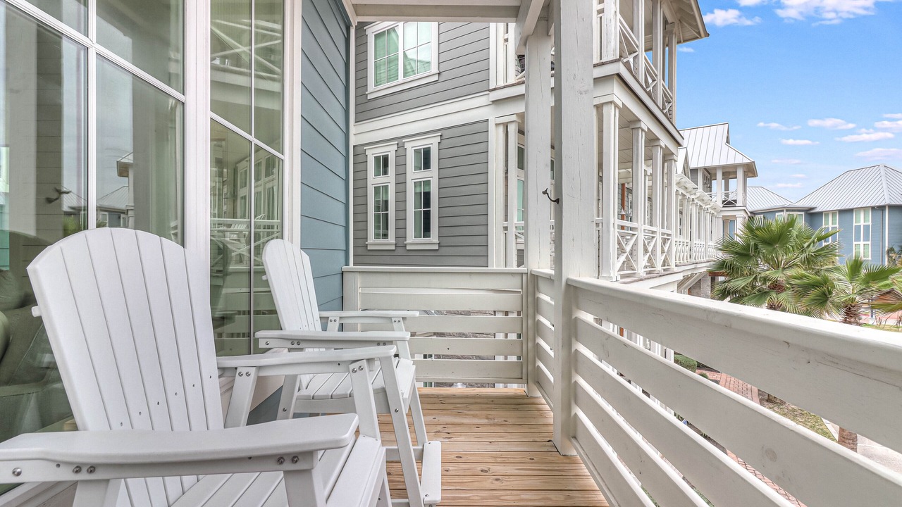 Photo of Patio Balcony in Cinnamon Shore