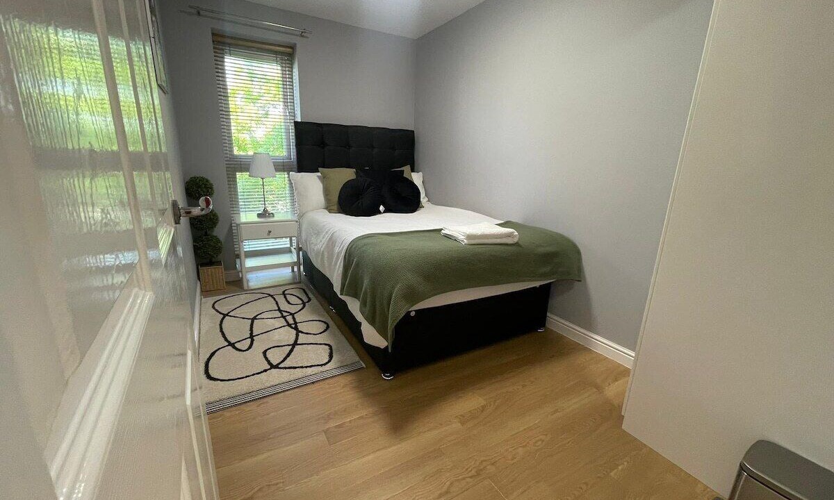 Photo of Others in West Wick