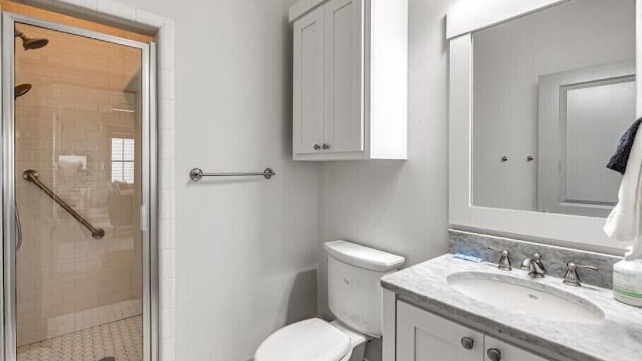 Photo of Bathroom in Eufaula