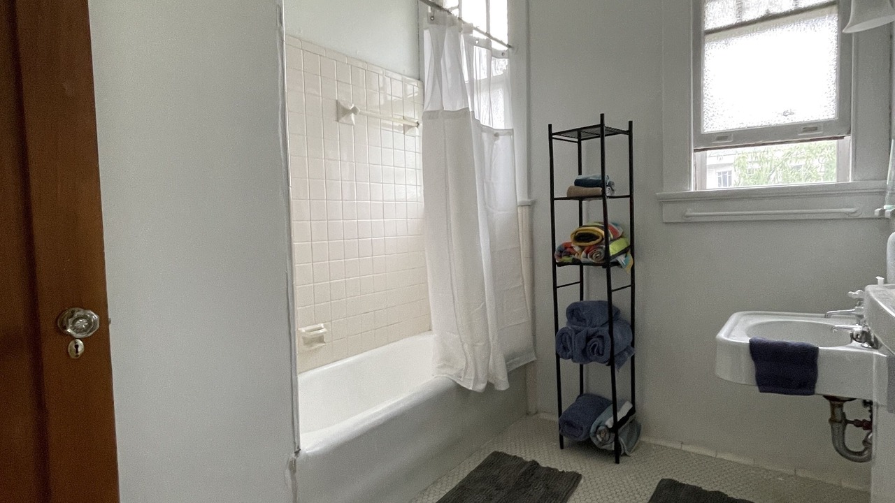 Photo of Bathroom in Broadmoor