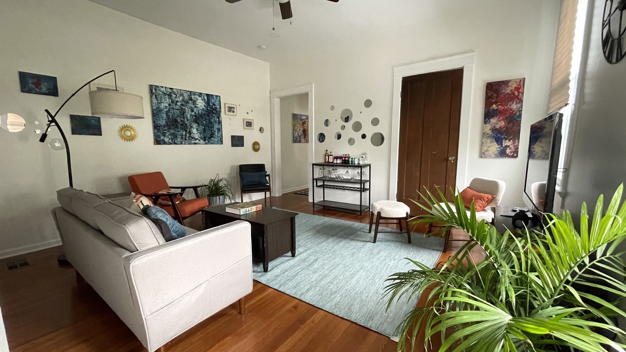 Photo of Livingroom in Broadmoor