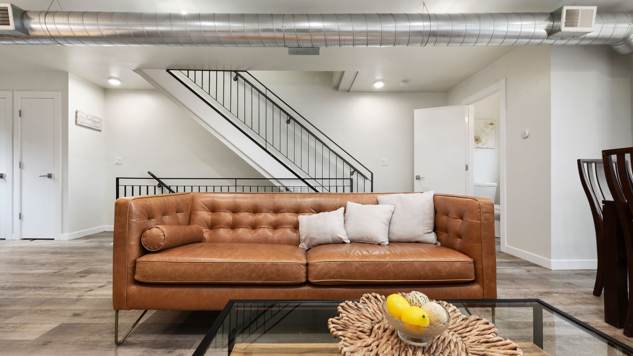 Photo of Livingroom in South Side Flats