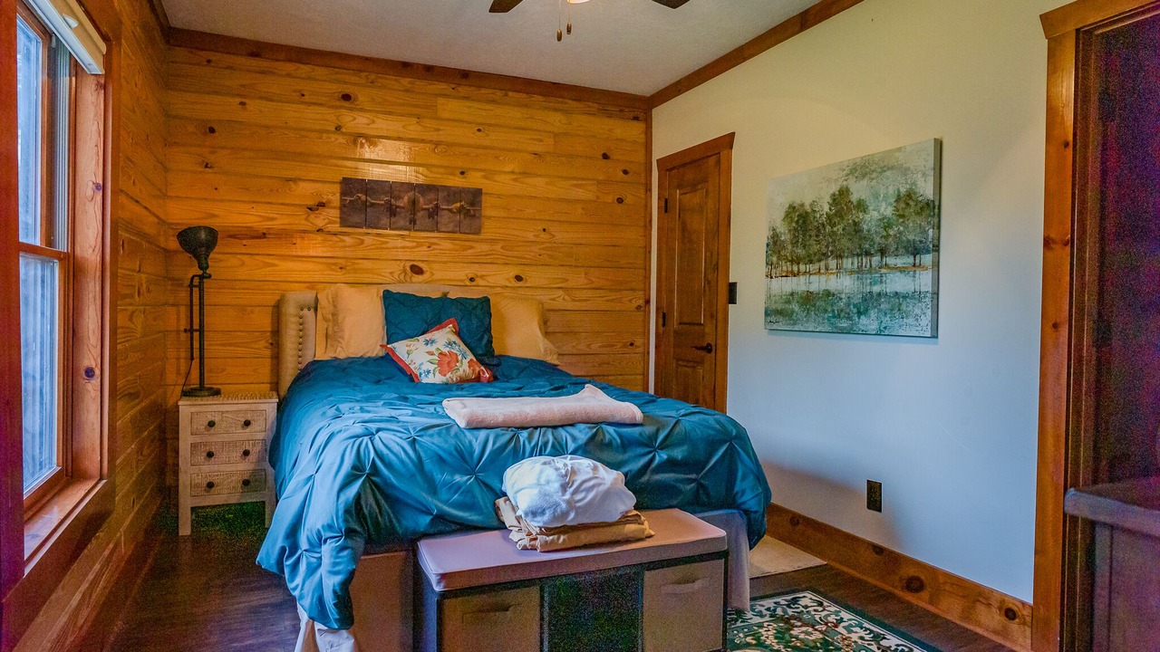 Photo of Bedroom in La Grange