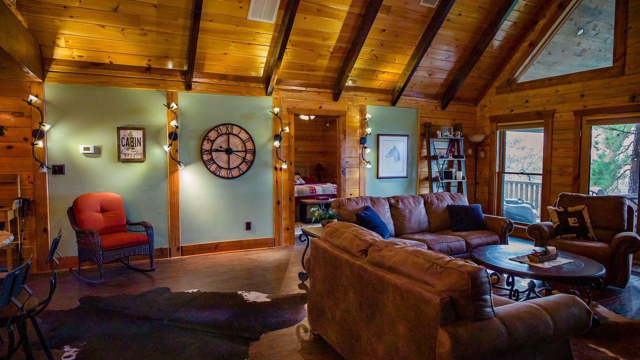 Photo of Livingroom in La Grange