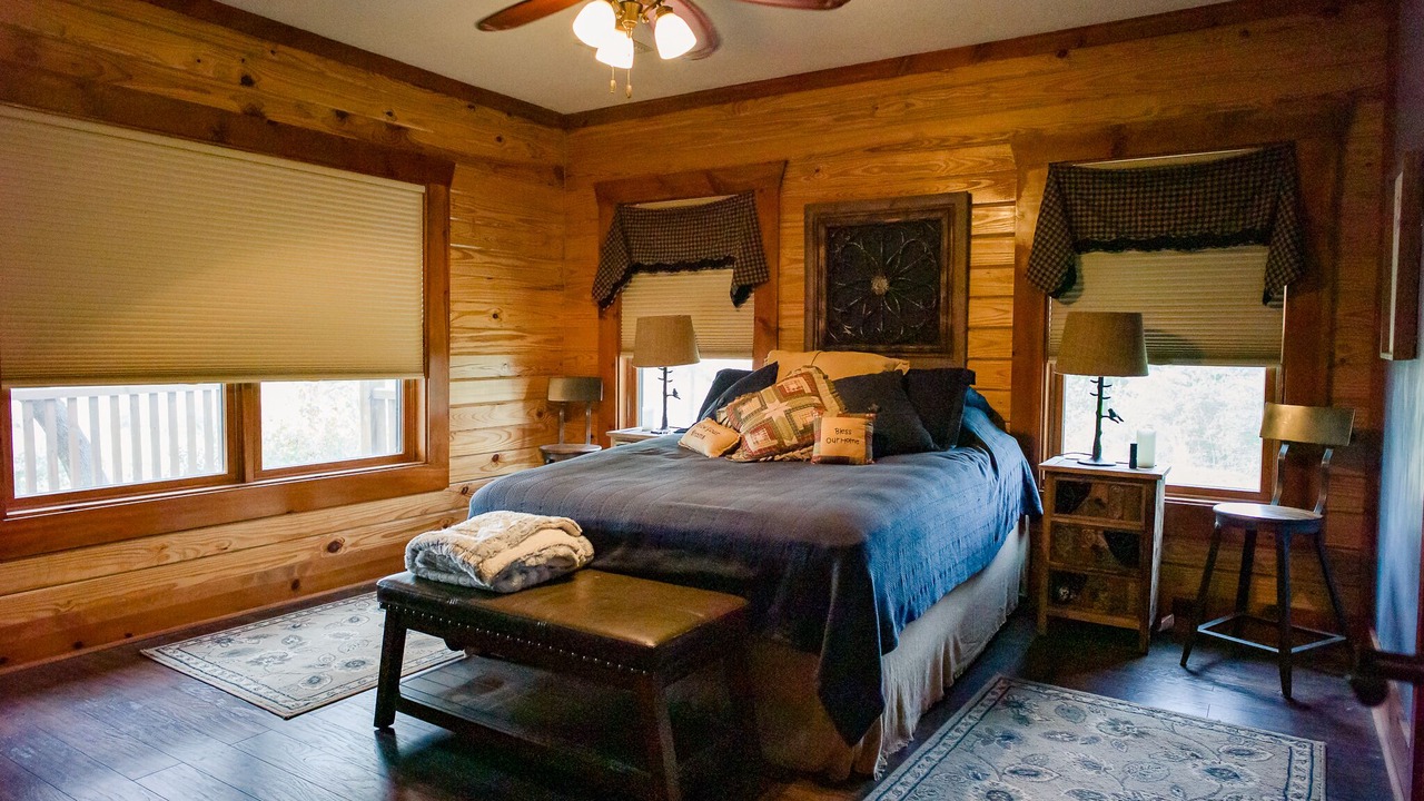 Photo of Bedroom in La Grange