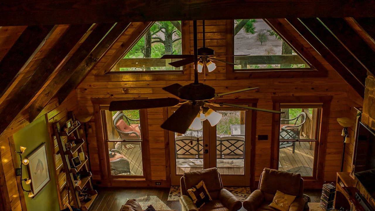 Photo of Livingroom in La Grange