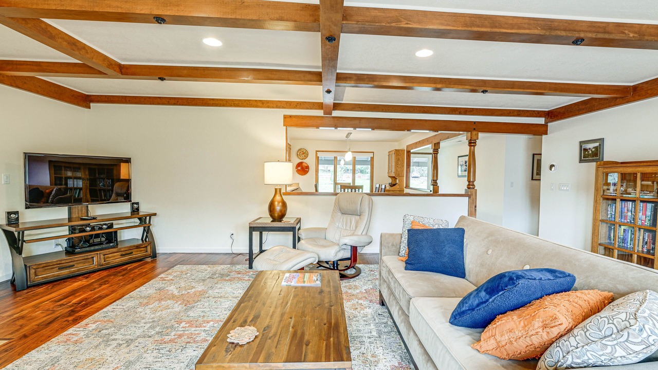 Photo of Bedroom in Grants Pass