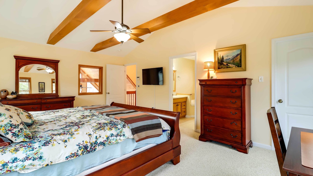 Photo of Bedroom in Pocono Lake