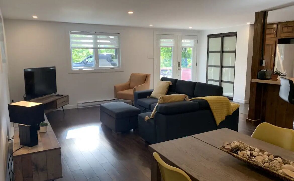 Photo of Livingroom in Brownsburg-Chatham