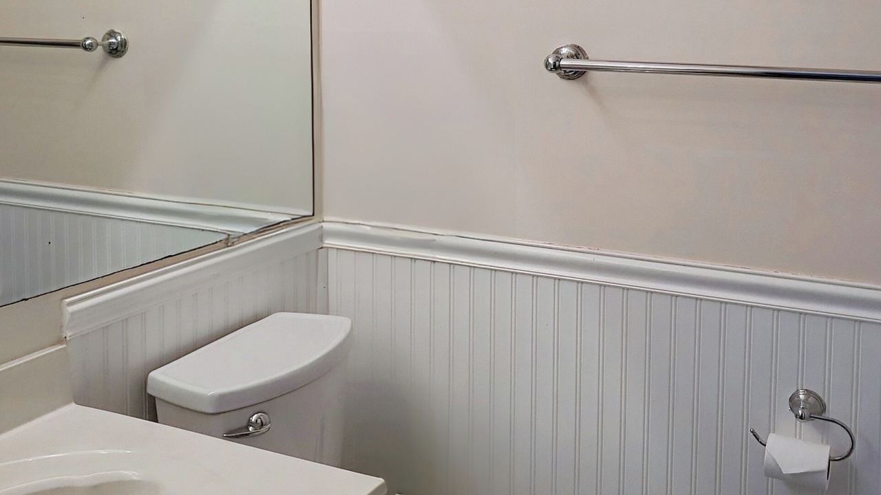Photo of Bathroom in Hybla Valley