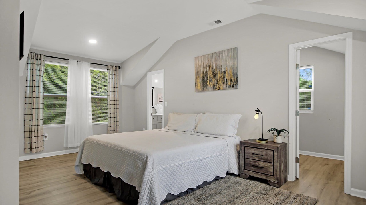 Photo of Bedroom in Hanahan