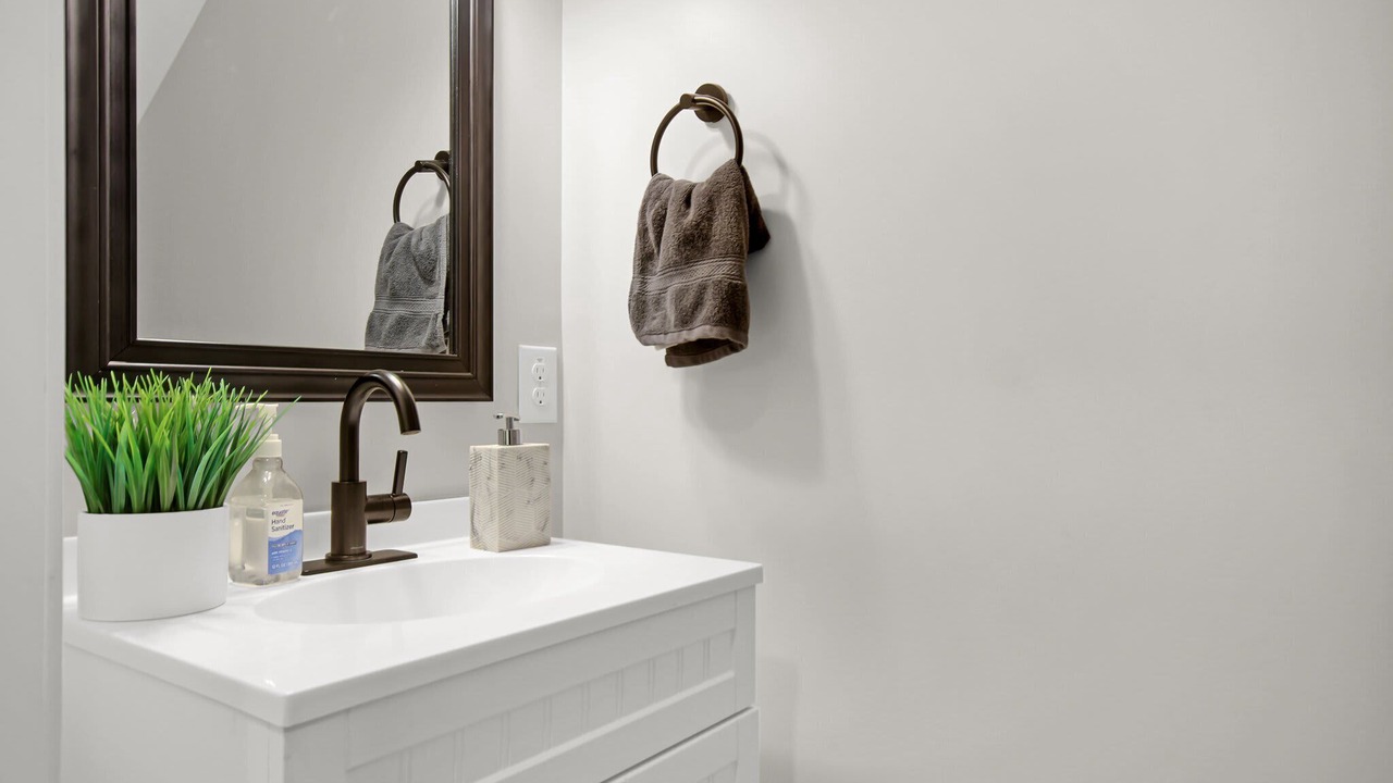 Photo of Bathroom in Hanahan