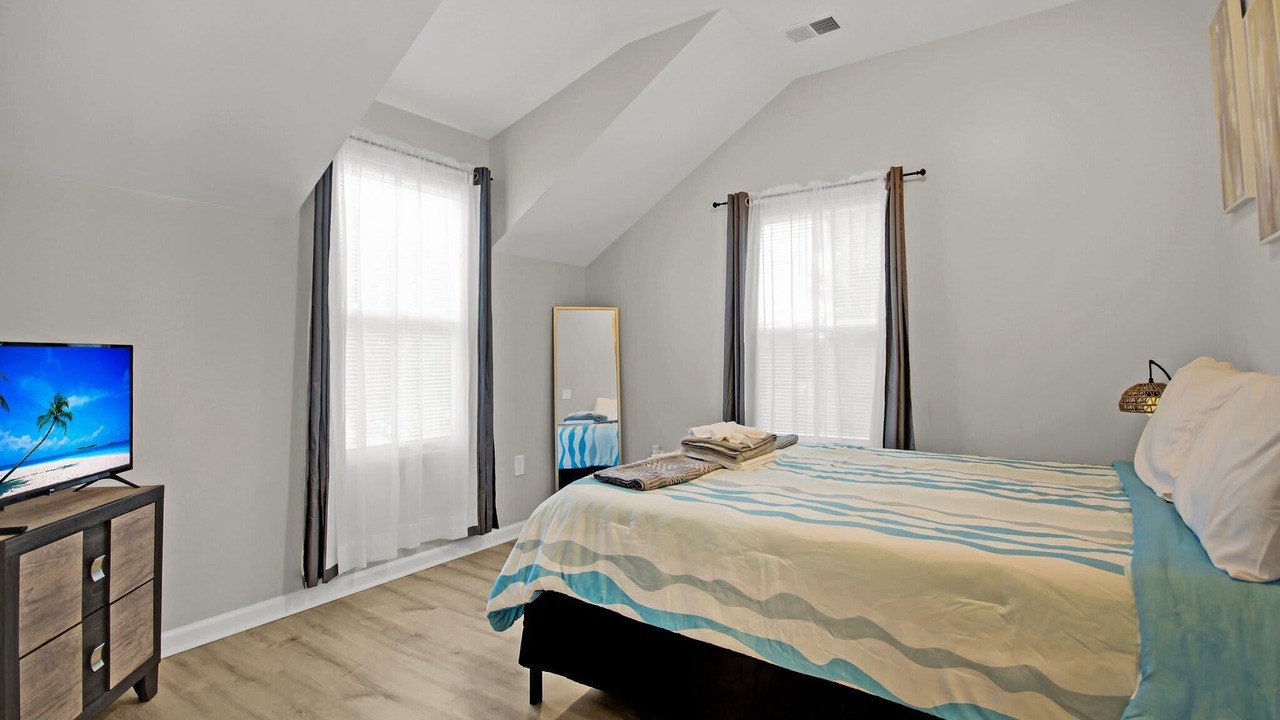 Photo of Bedroom in Hanahan