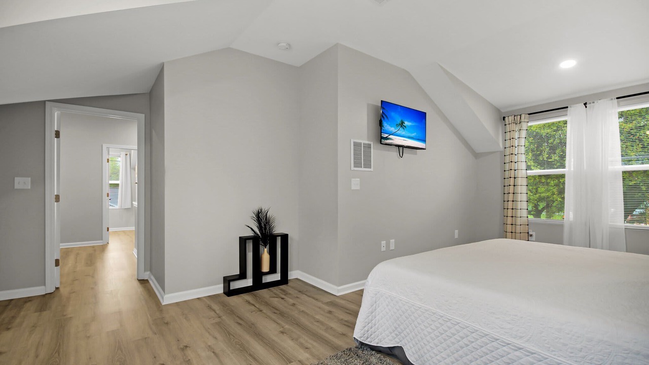 Photo of Bedroom in Hanahan