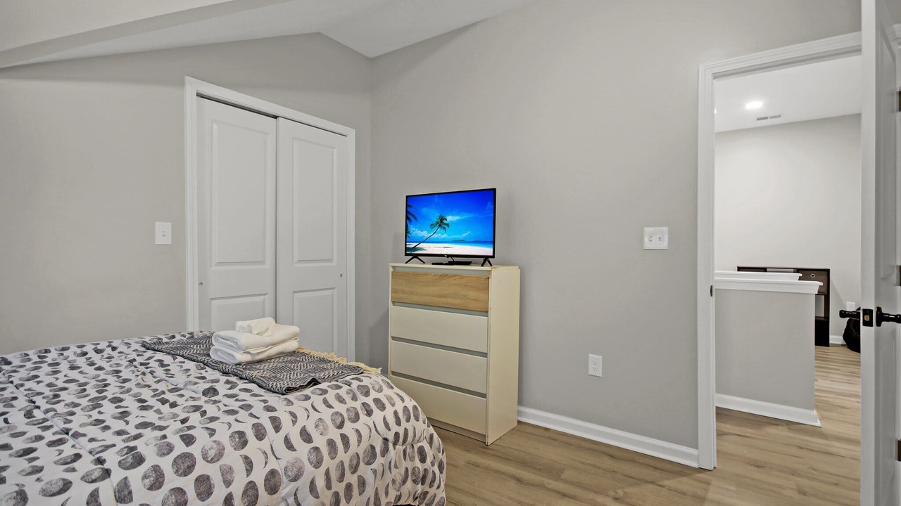 Photo of Bedroom in Hanahan