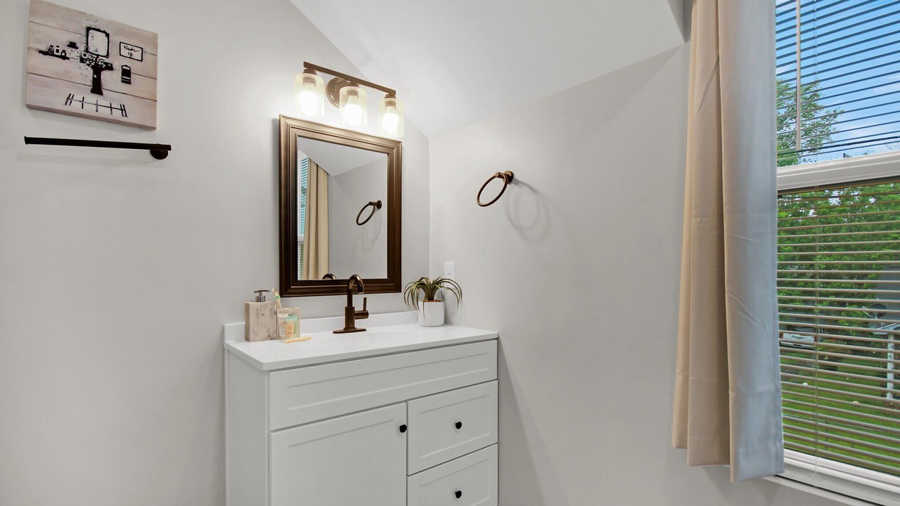 Photo of Bathroom in Hanahan