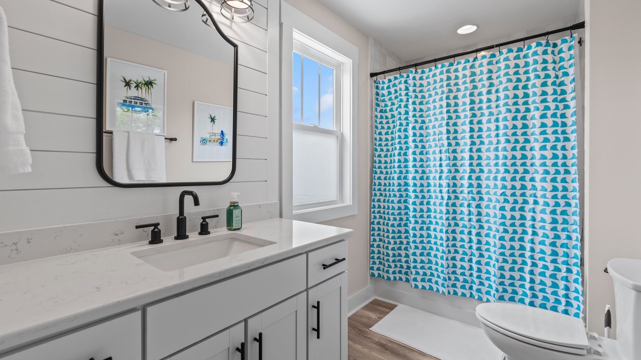 Photo of Bathroom in Tranquil Harbour