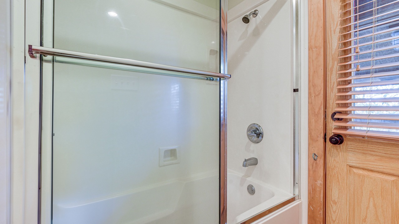 Photo of Bathroom in Morgan