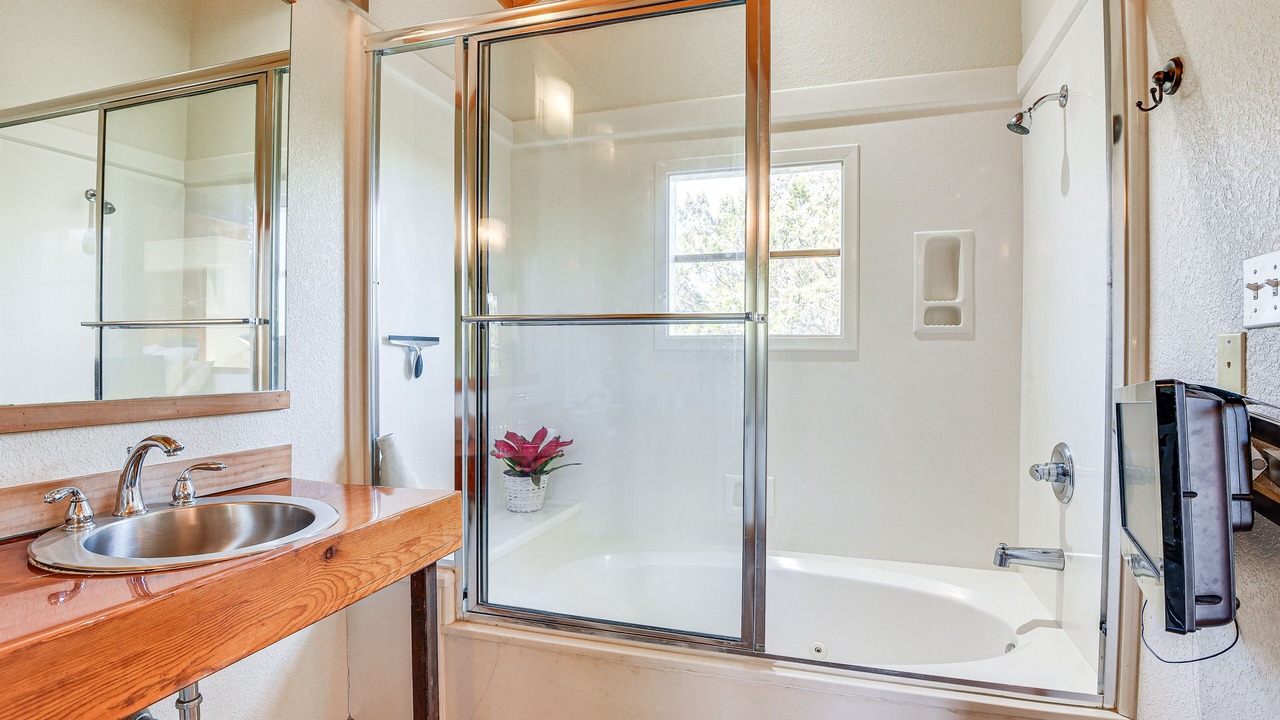 Photo of Bathroom in Morgan