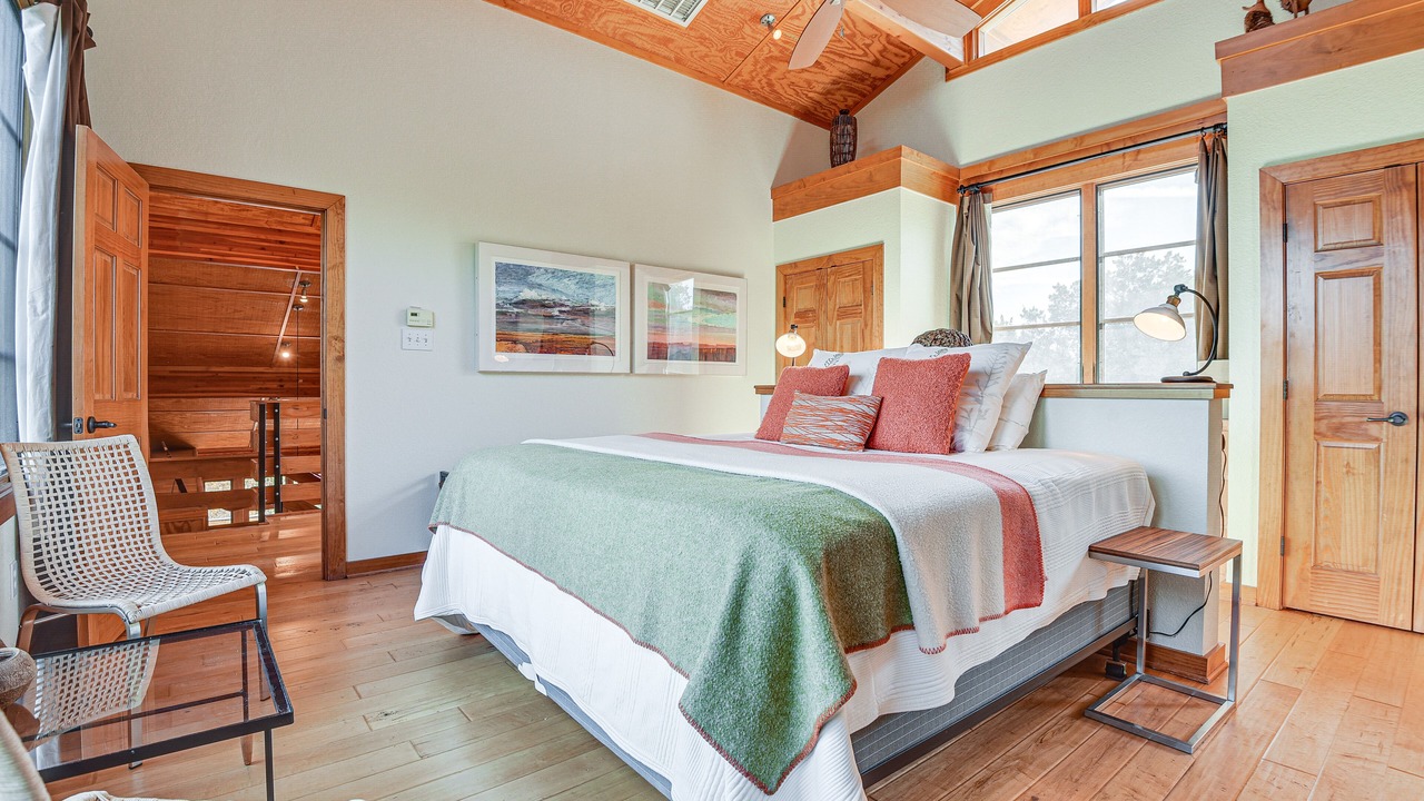 Photo of Bedroom in Morgan