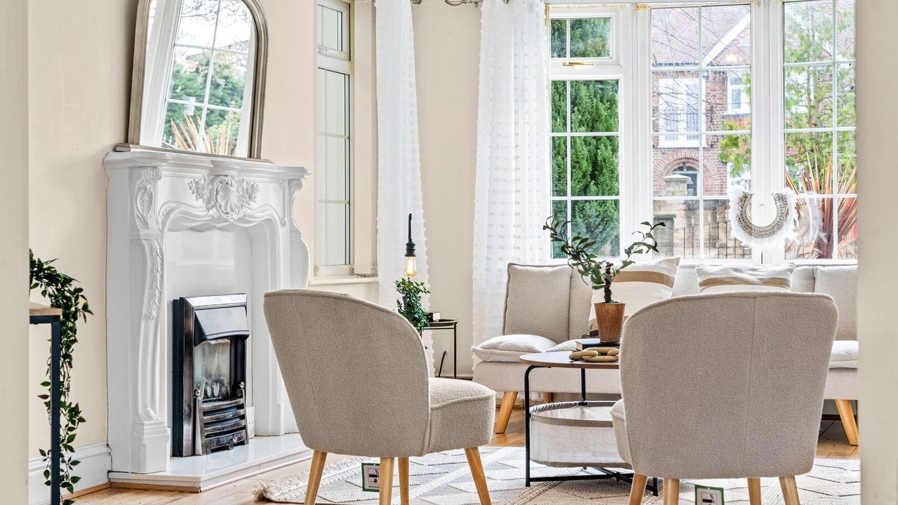 Photo of Livingroom in Bramcote