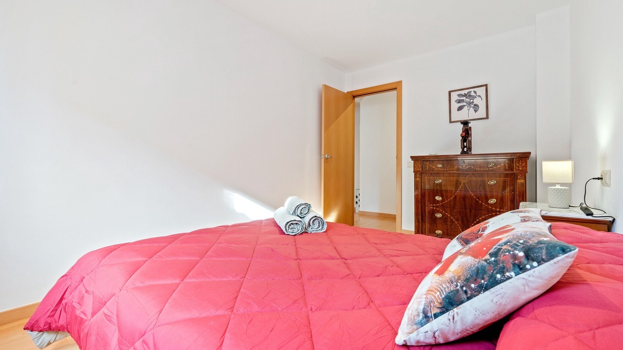 Photo of Bedroom in Flix