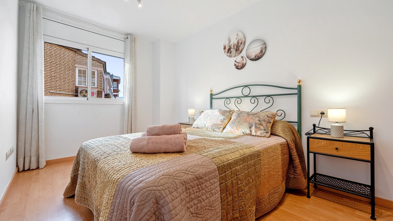 Photo of Bedroom in Flix