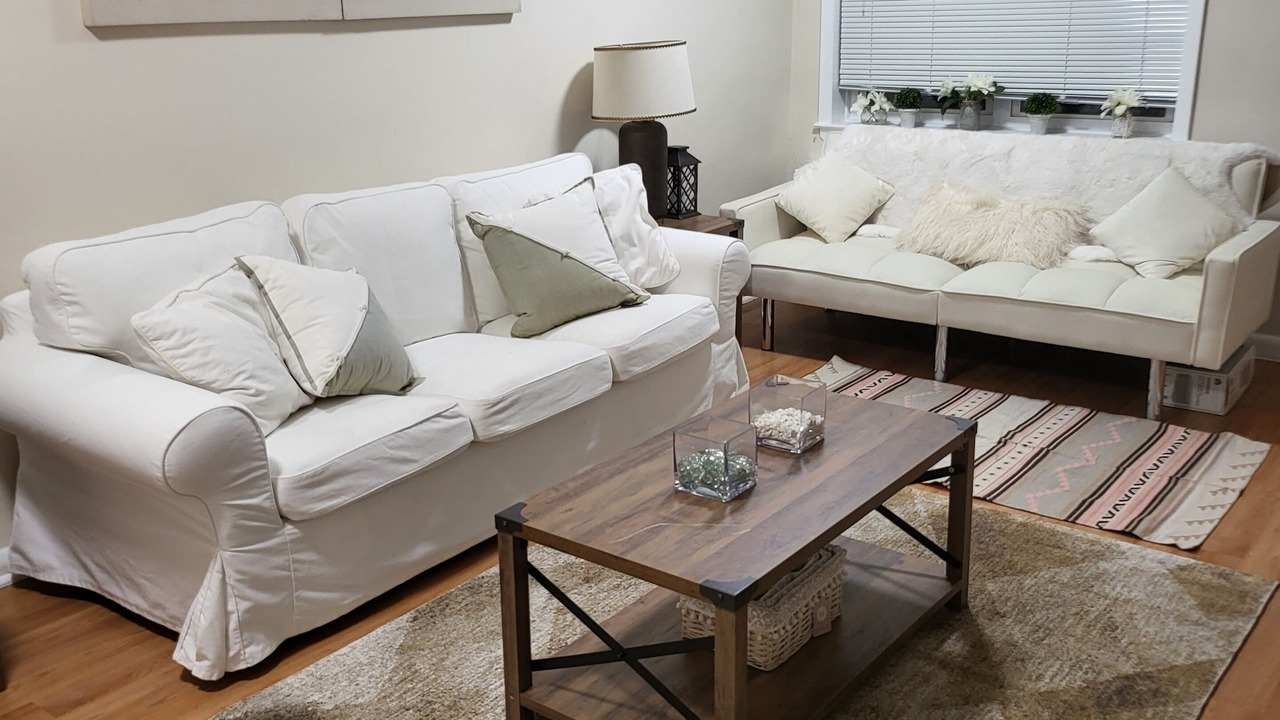 Photo of Livingroom in Astoria Heights