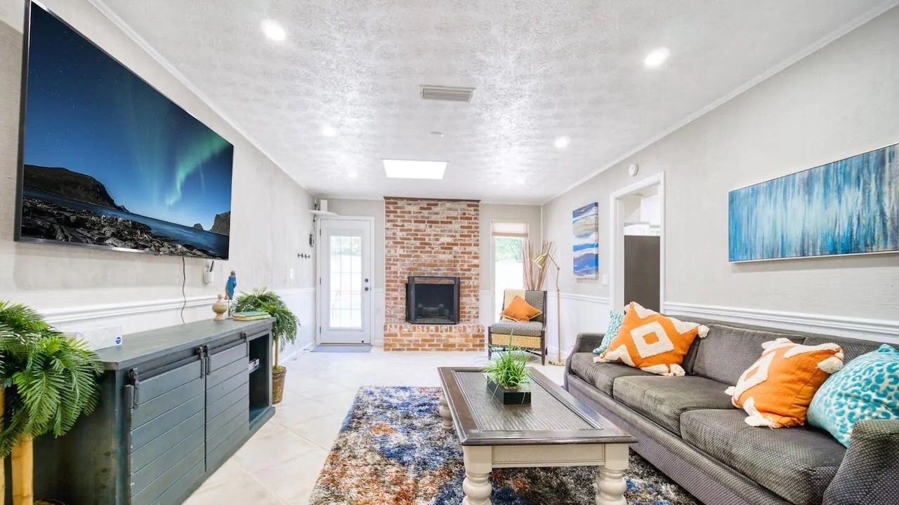 Photo of Livingroom in Hyde Park