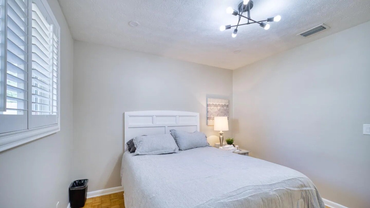 Photo of Bedroom in Hyde Park