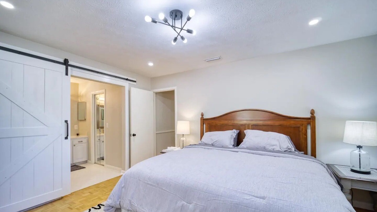 Photo of Bedroom in Hyde Park