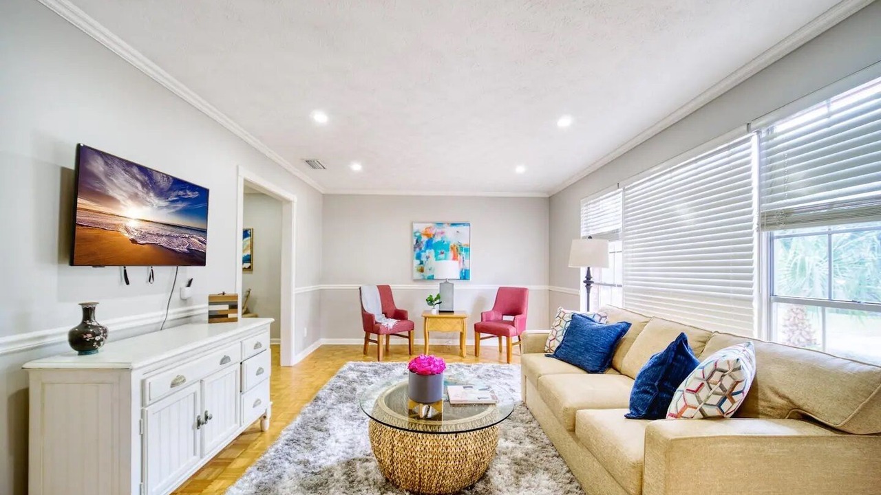 Photo of Livingroom in Hyde Park