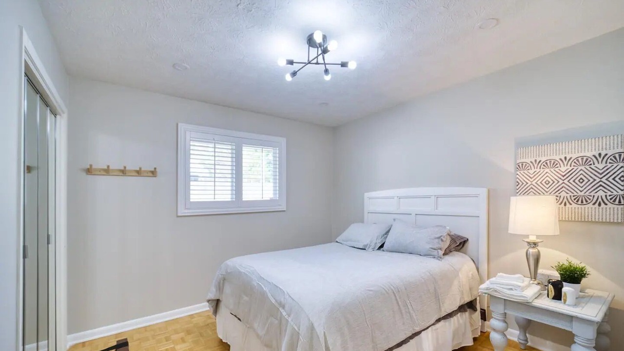 Photo of Bedroom in Hyde Park
