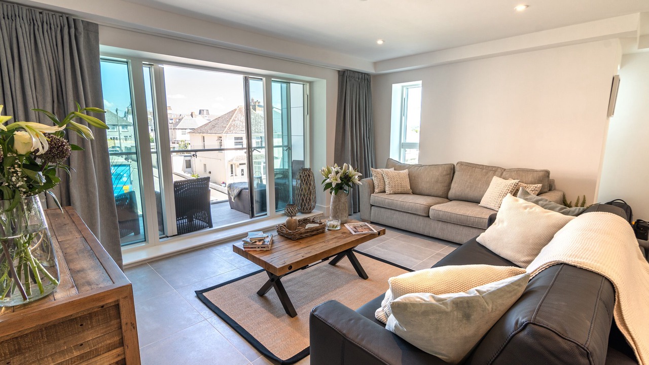 Photo of Livingroom in Newquay City Centre