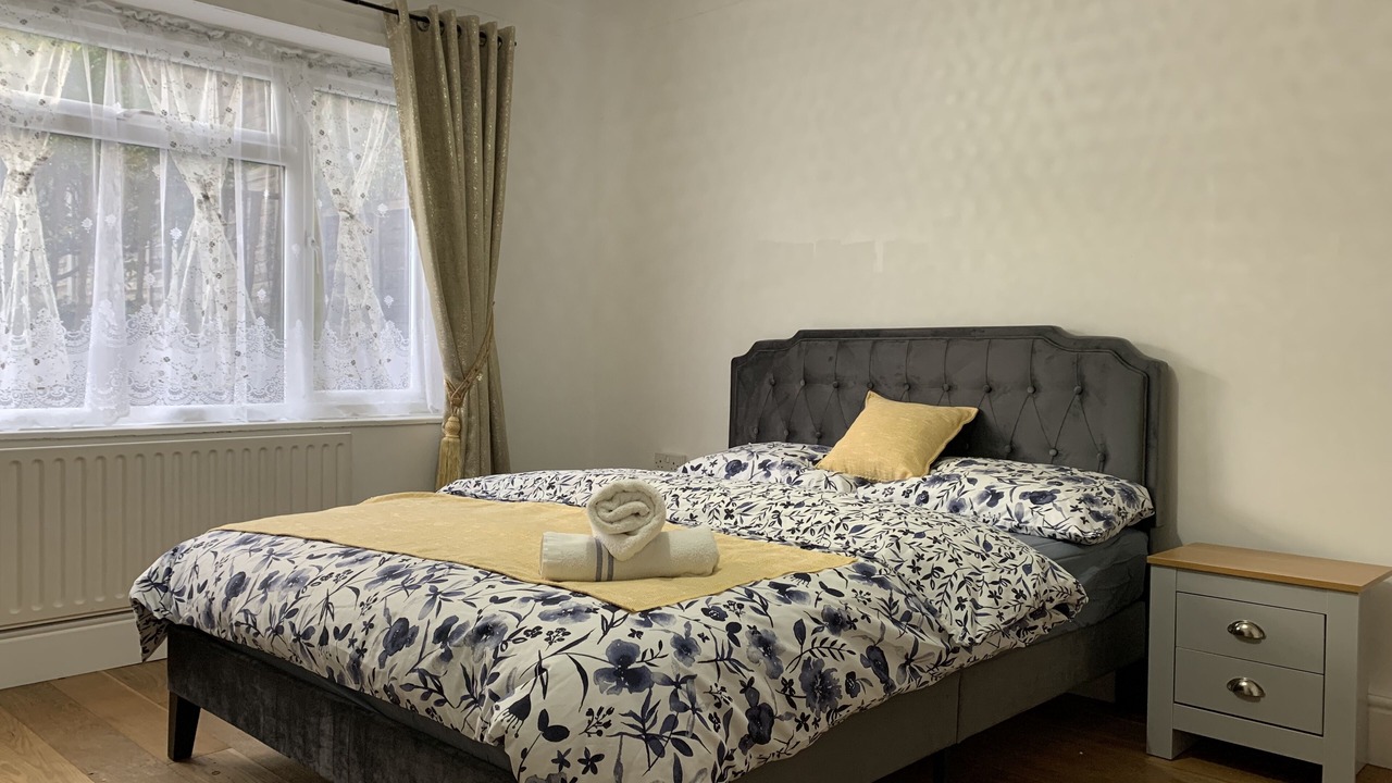 Photo of Bedroom in Farnham