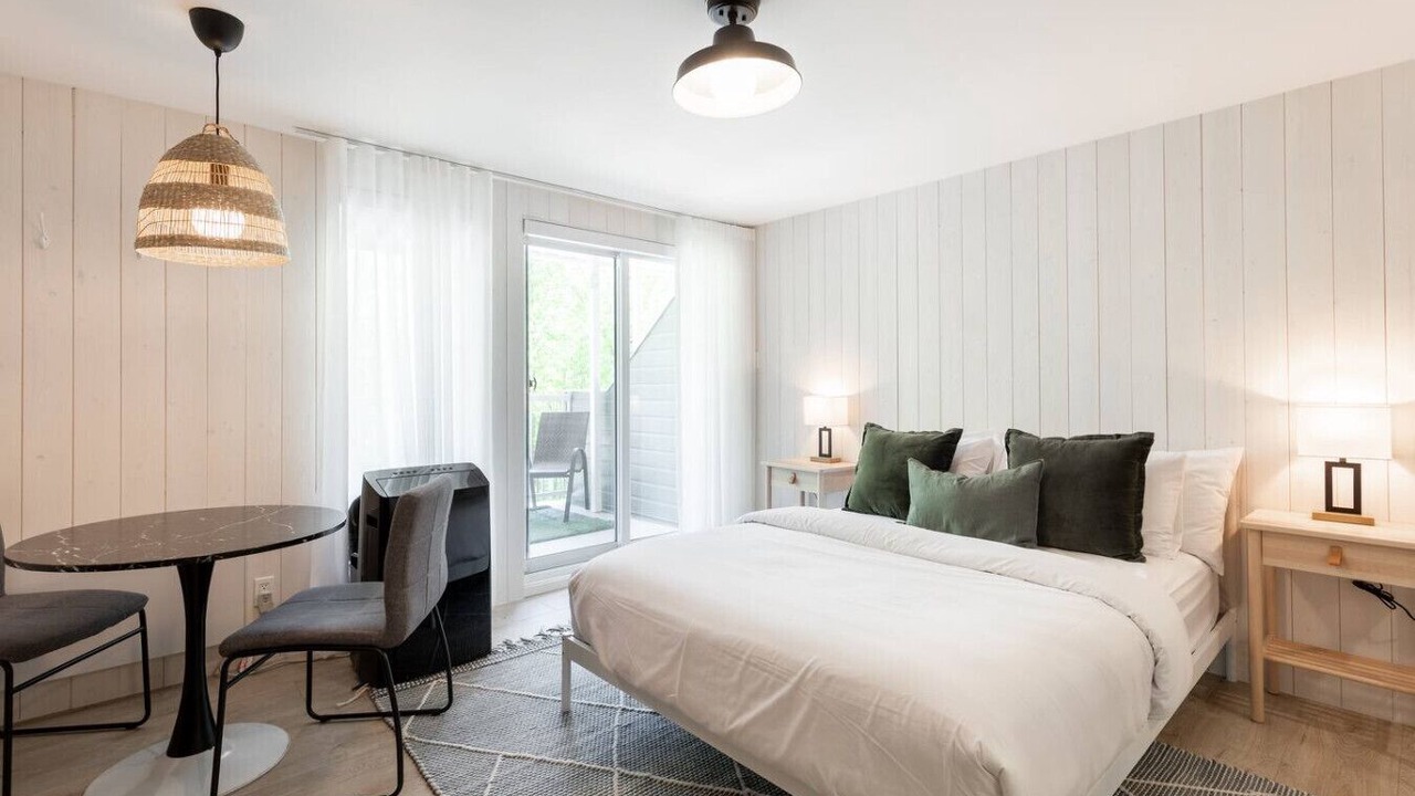 Photo of Bedroom in Mont-Tremblant Village