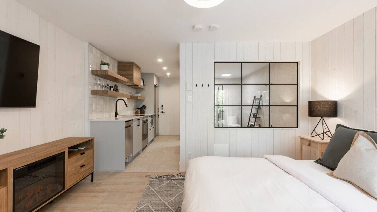 Photo of Bedroom in Mont-Tremblant Village